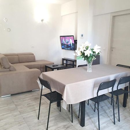 לה ספציה Savannah Charme Apartment מראה חיצוני תמונה